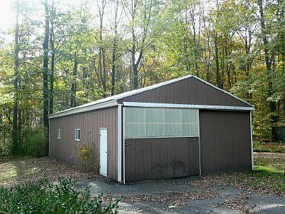 5254 Valley Park - Barn