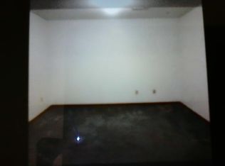 1009 W River Rd, Champlin, MN 55316