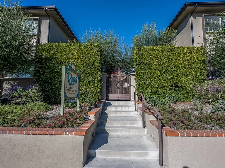 415 E Foothill Blvd #4 — Photo 13