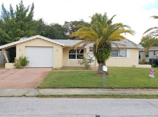 3037 Cable Dr, Holiday, FL 34691