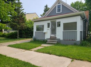 6110 Artesian St, Detroit, MI 48228