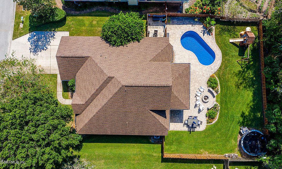 1st image of 5527 London Lake Dr W