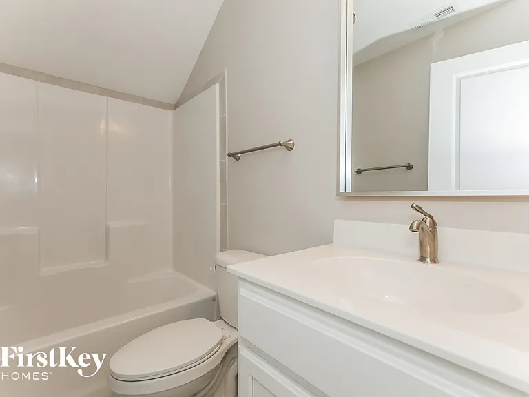 2607 Whispering Way — Photo 13