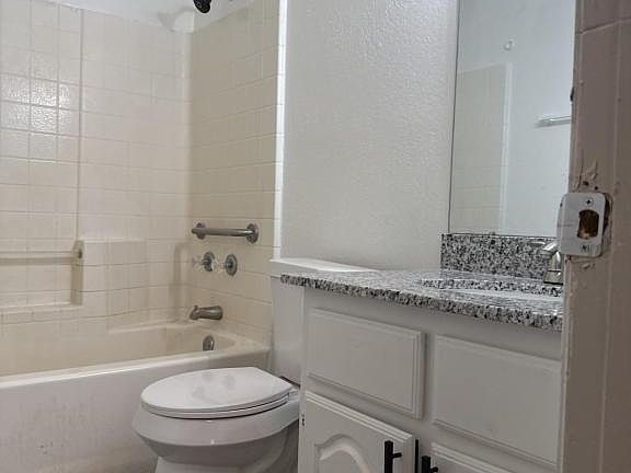 5th image of 508 Avenue A