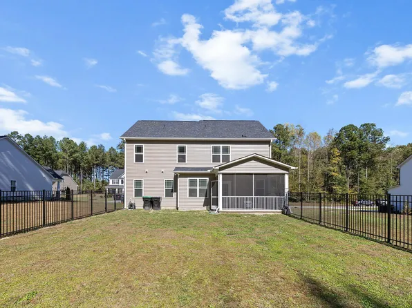 86 Tailwind Ln, Smithfield, NC 27577