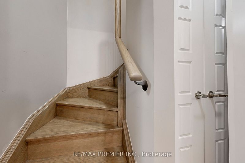 Toronto Townhouse for rent - 1 Bedroom — photo 18