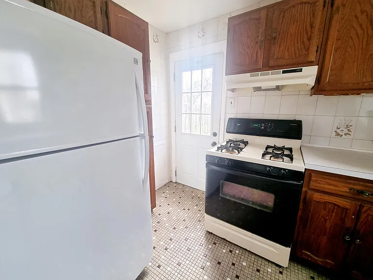 926 Fox Chase Rd #1 — Photo 16