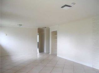 951 NE 25th Ave, Pompano Beach, FL 33062