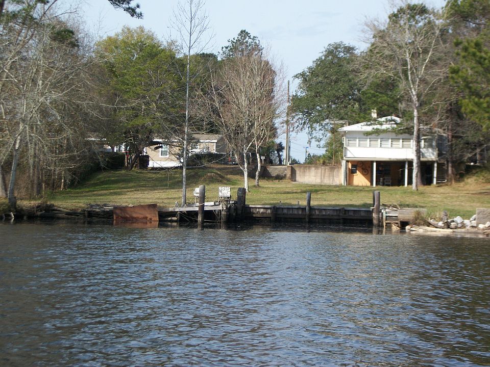 1st image of 160 Eckie Dr