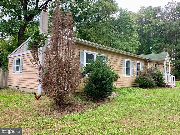 2nd image of 31105 Stevens Ln