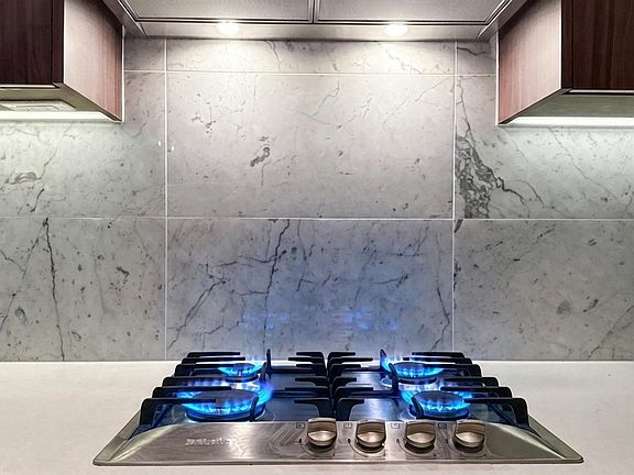 3rd image of 455 SW Marine Dr #606