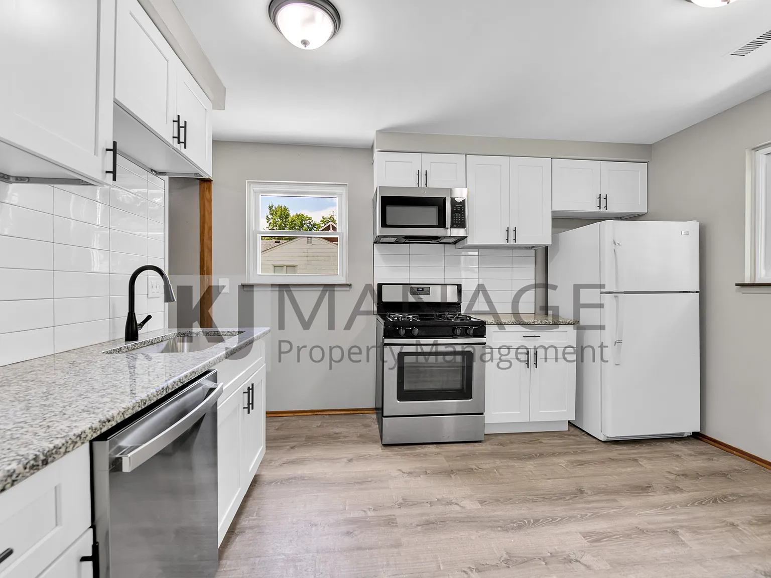 3 bed, $1,500 — Photo 2