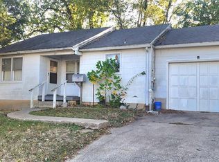101 Van Zant St, Chester, IL 62233