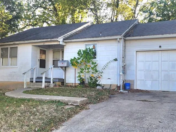101 Van Zant St, Chester, IL 62233