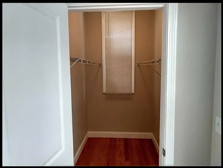 Walk in Closet