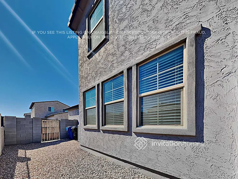 242 N 69th Pl — Photo 19