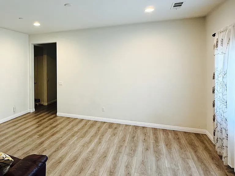 4613 Creek Cir — Photo 6