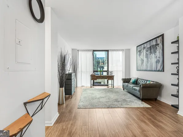 1280 W Peachtree St NW APT 1802, Atlanta, GA 30309