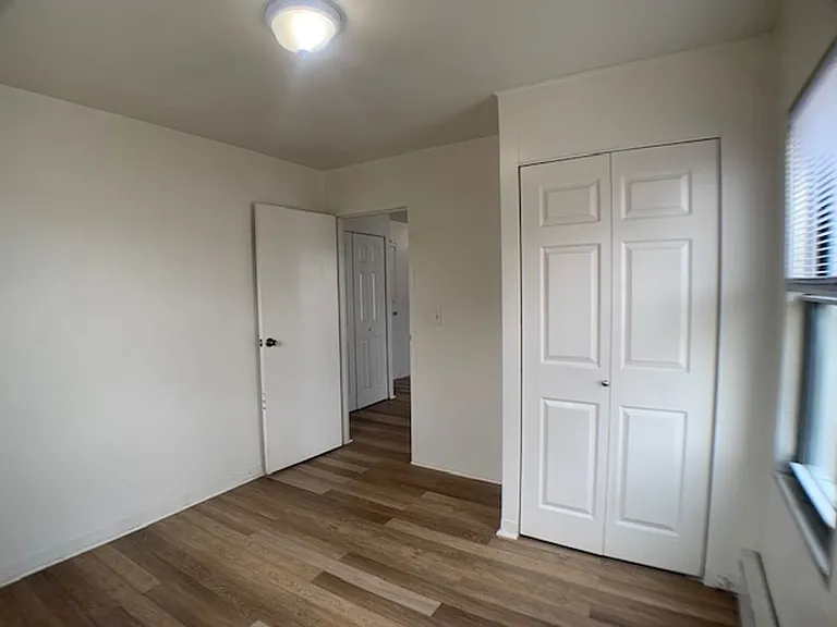 405 Fairview Ave N — Photo 12