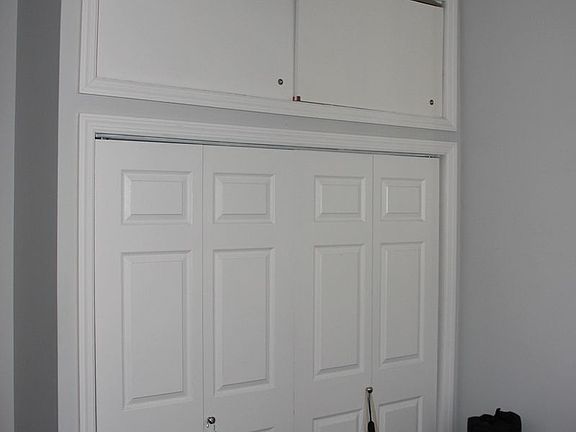3rd image of 2218 41st St