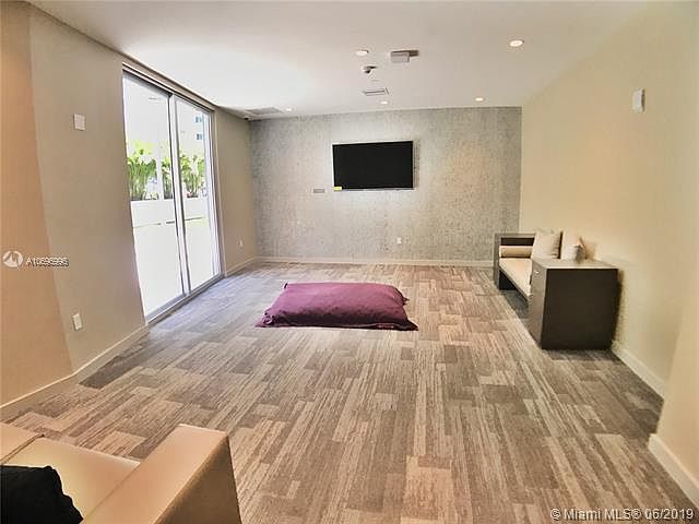 1st image of 1010 SW 2nd Ave Unit 1104