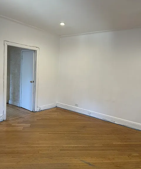 6298 Saunders St #3N — Photo 10
