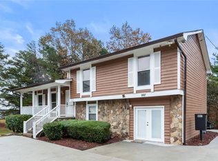 997 Dickens Rd, Lilburn, GA 30047