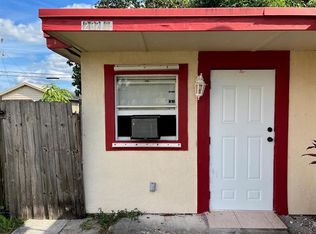 2320 Seminole Blvd #B, West Palm Beach, FL 33409
