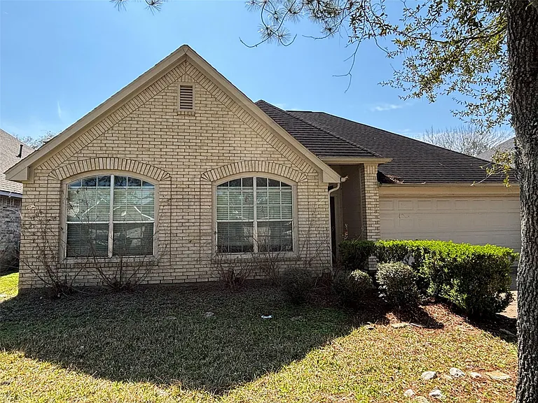 3526 Glenhill Dr — Photo 1