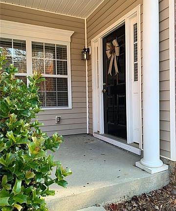 3rd image of 5714 Bent Creek Cres