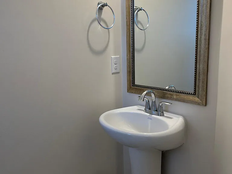 136 Brewers Oak Ln — Photo 16