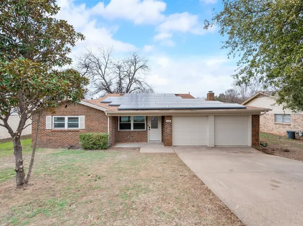 1117 Irwin Dr, Hurst, TX 76053