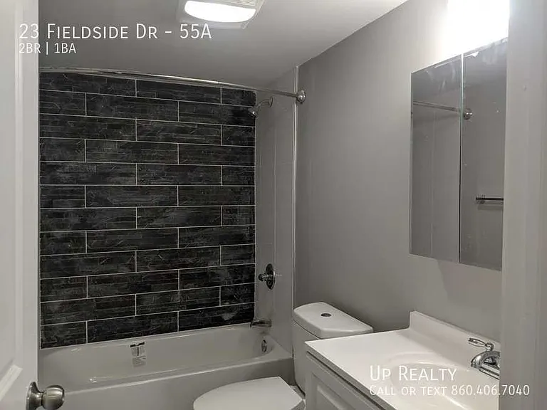 Fieldside Apartments — Photo 35