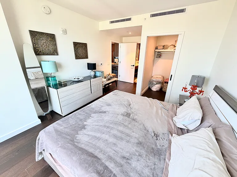1100 Ala Moana Blvd #700 — Photo 6