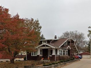 412 E Bloomington St, Iowa City, IA 52245