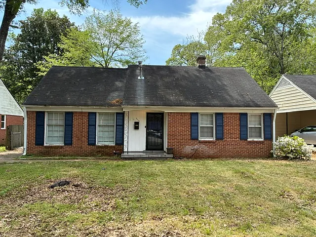 3515 W Deerwood Ave — Photo 1