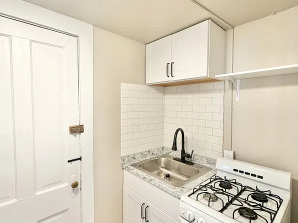529 N Nevada Ave, Colorado Springs, CO