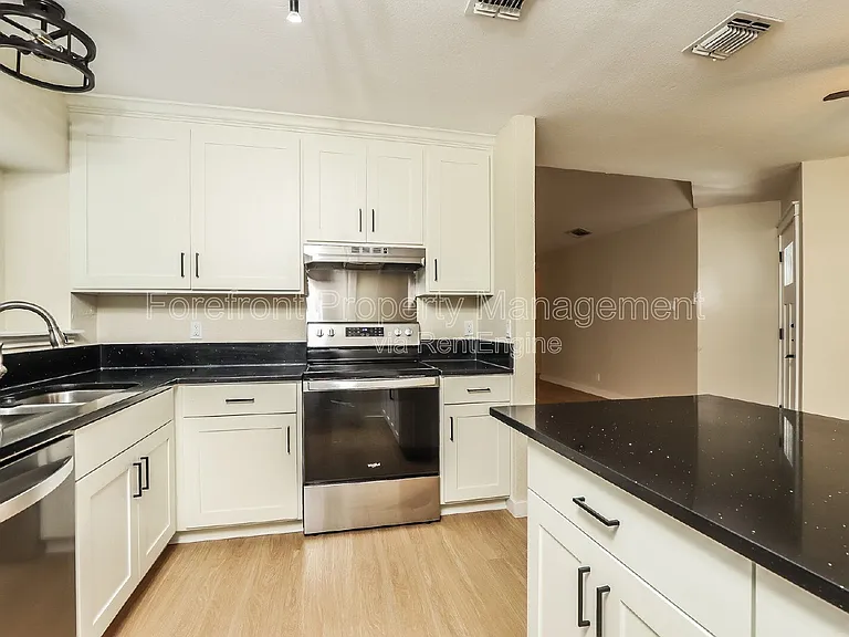 362 Cypressway Dr — Photo 9