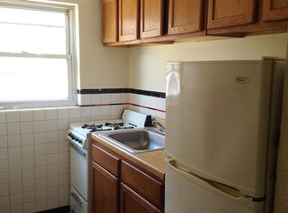 Ludlow 948, Cincinnati, OH 45220