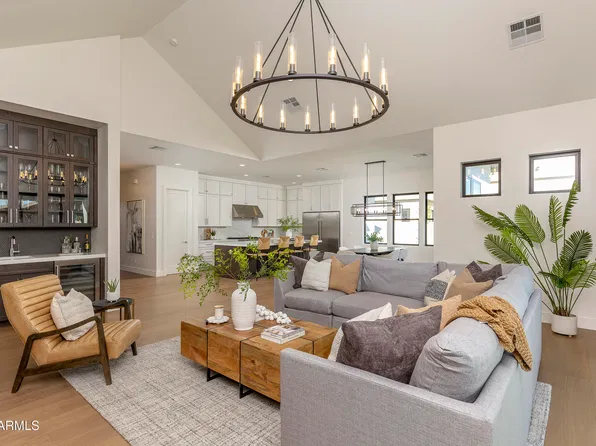 3017 E ROSEMONTE Drive, Phoenix, AZ 85050