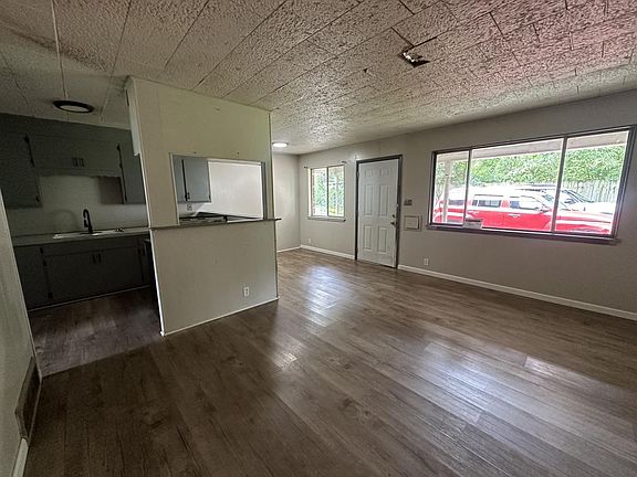 3rd image of 507 S Connor Ave APT 5