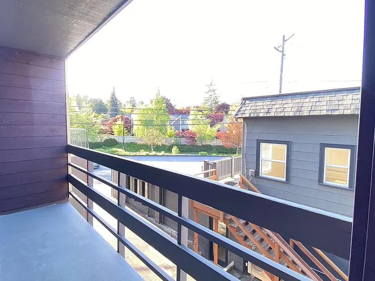 The Sandridge, LLC — Photo 16