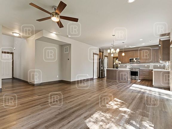 5th image of 7804 N Hibiscus Ln