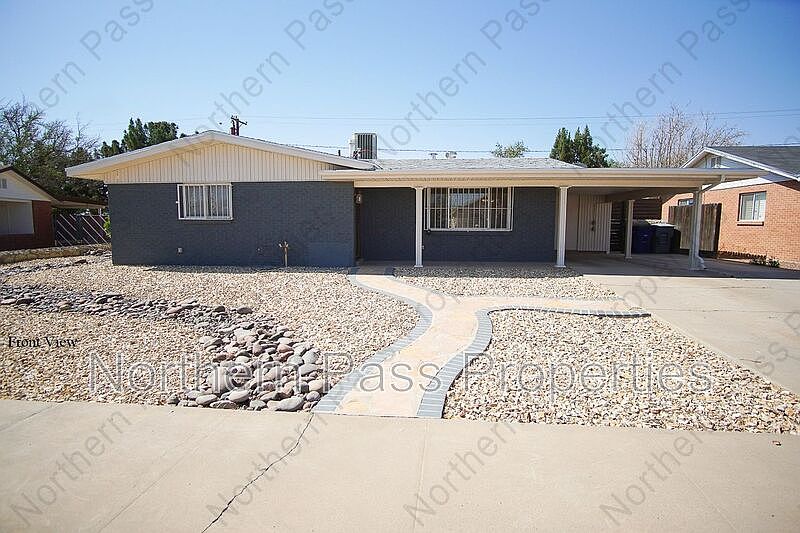 1st image of 9832 Heather Ave