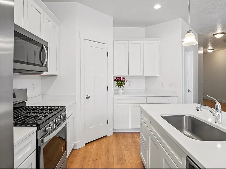 3988 W 1650 N — Photo 16