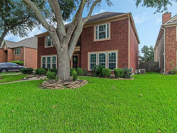 4th image of 3510 Corbett Court