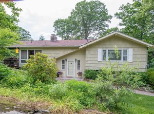 265 Ridge Rd, West Milford, NJ 07480