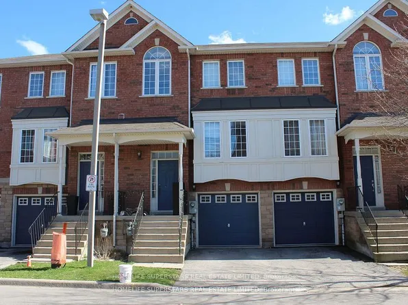 19 Foxchase Ave #46, Vaughan, ON L4L 9N1