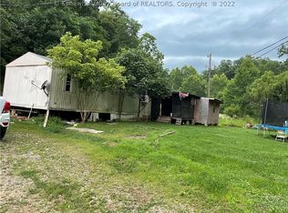 11101 Whitten Ridge Rd, Glenwood, WV 25520
