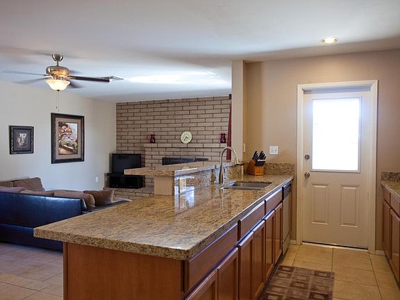 2nd image of 3027 W Muriel Dr